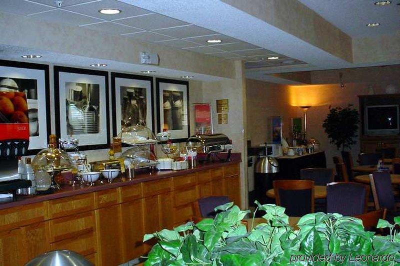 Hampton Inn Youngstown/Boardman Poland Restaurant foto