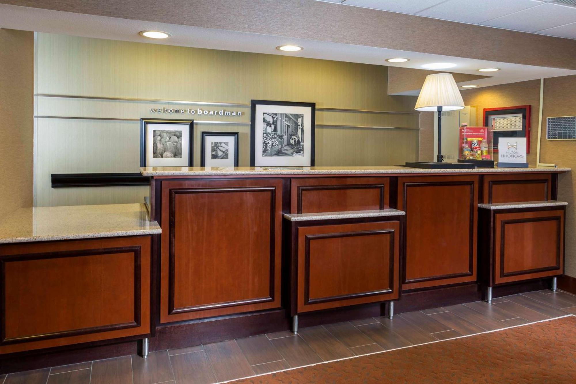 Hampton Inn Youngstown/Boardman Poland Exterior foto